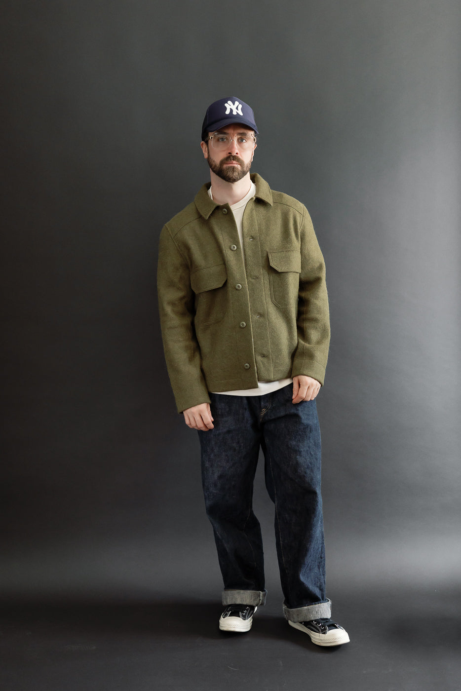 Full body front view of a 5'9