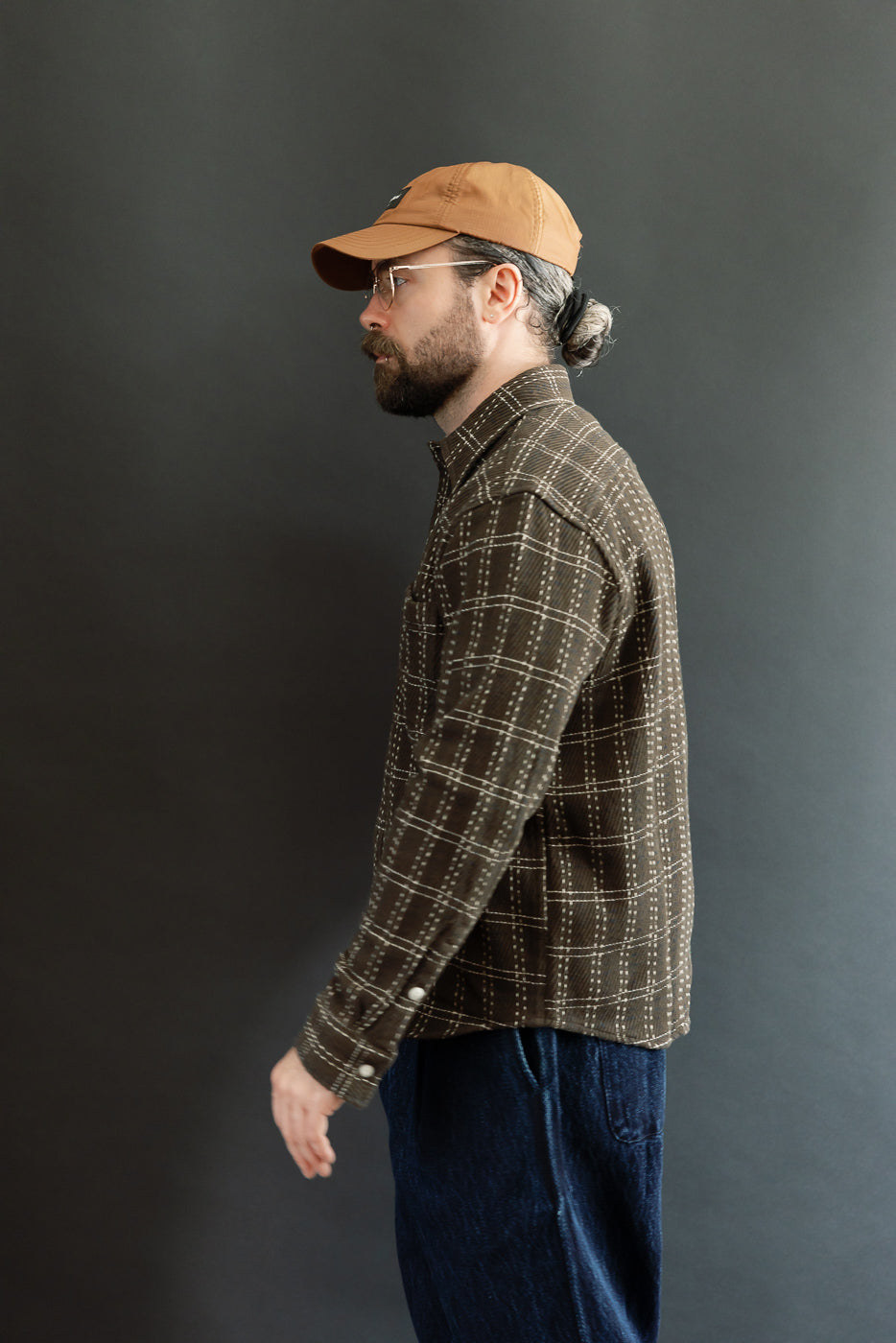 Side view of a 5'9