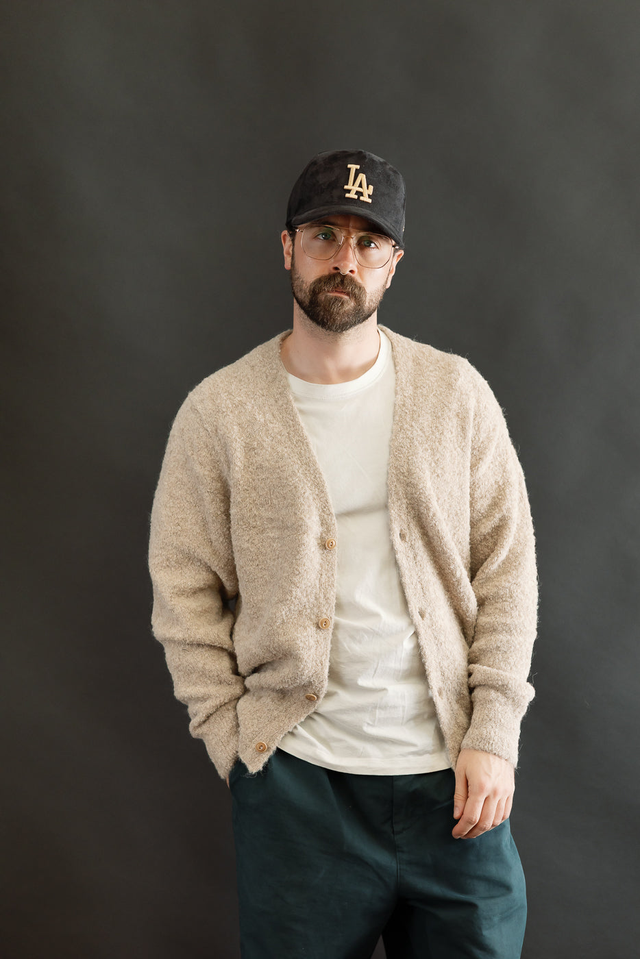 ounce 韓国 fog alpaca boucle knit cardigan V-Neck Cardigan Boucle Alpaca - Khaki | Dant