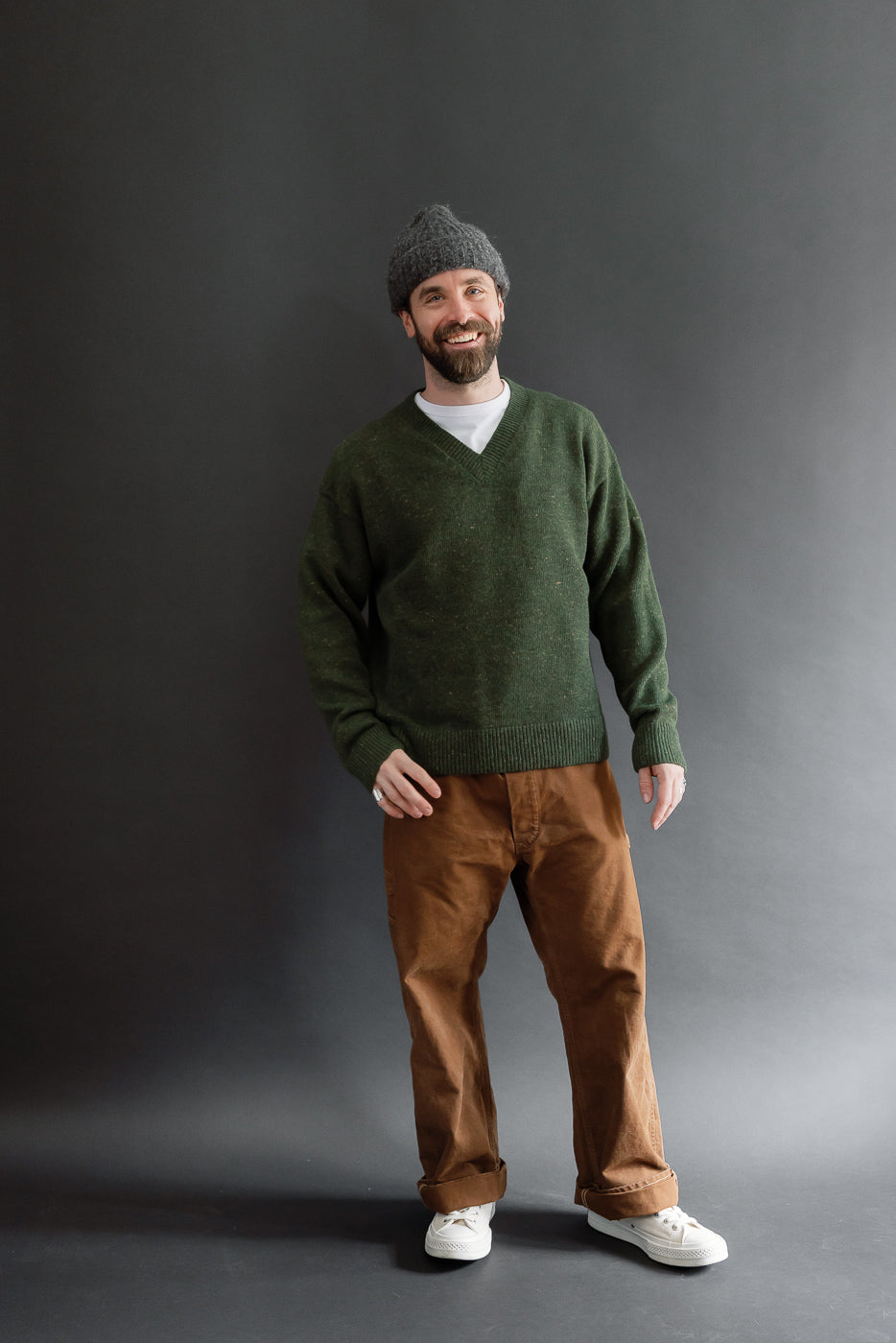 Full body front view of a male model, 5'9