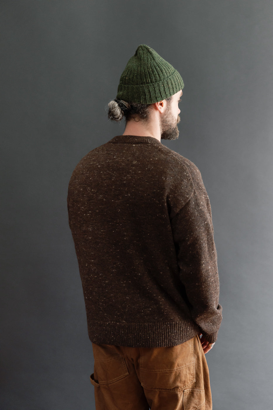 Back view of a 5'9