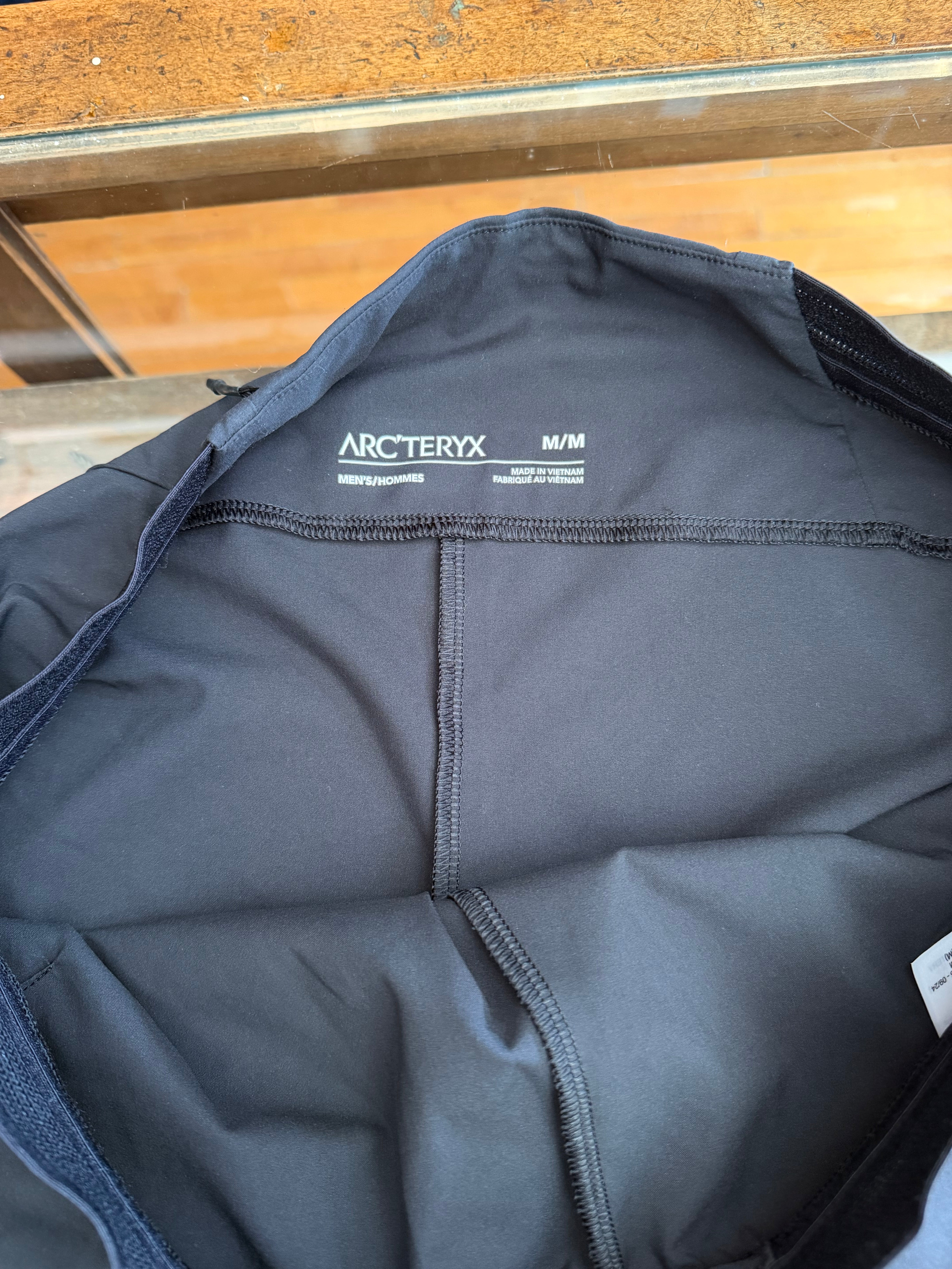 Gently Used Arc'teryx Running Shorts - Black - Medium