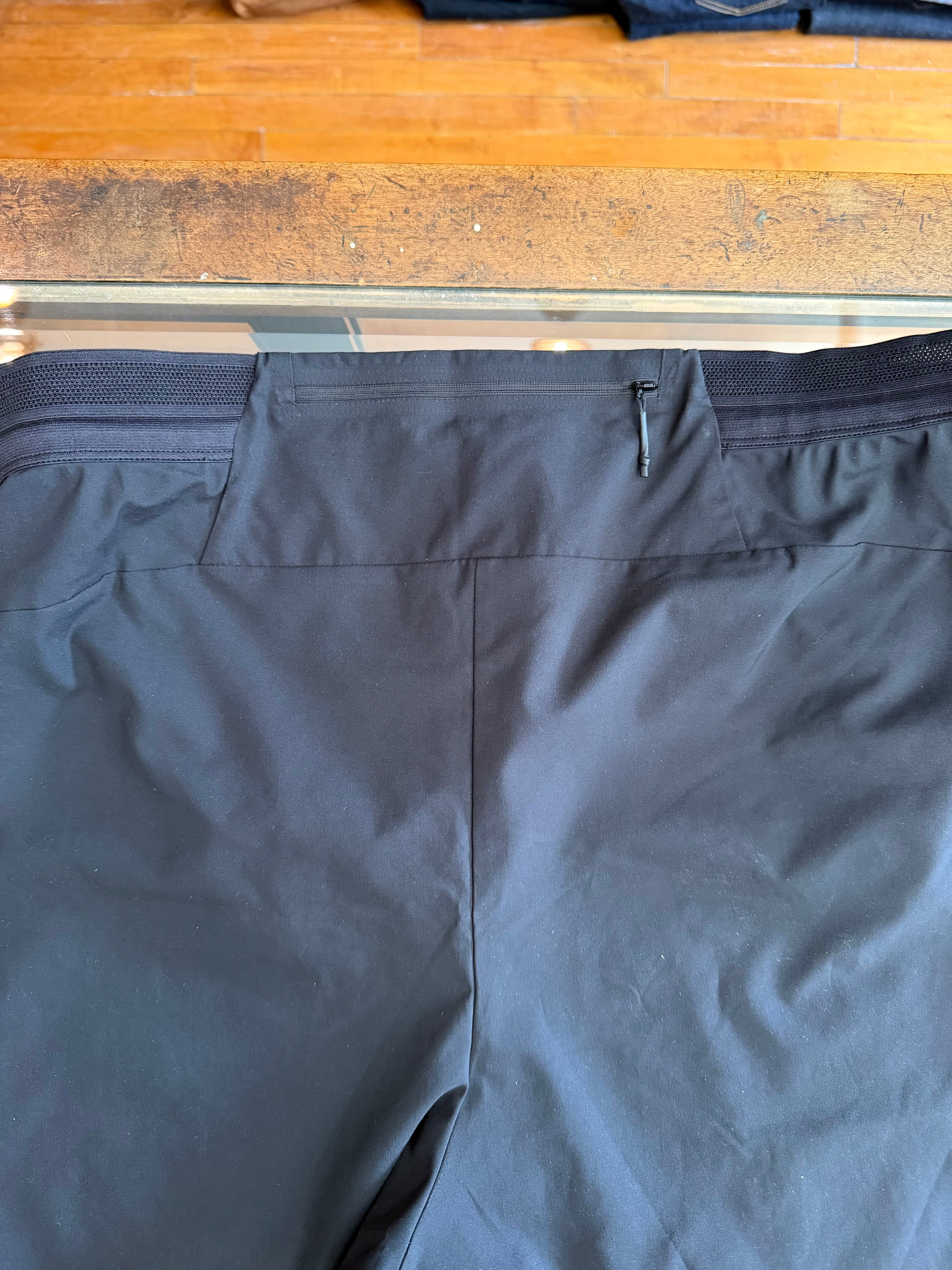 Gently Used Arc'teryx Running Shorts - Black - Medium