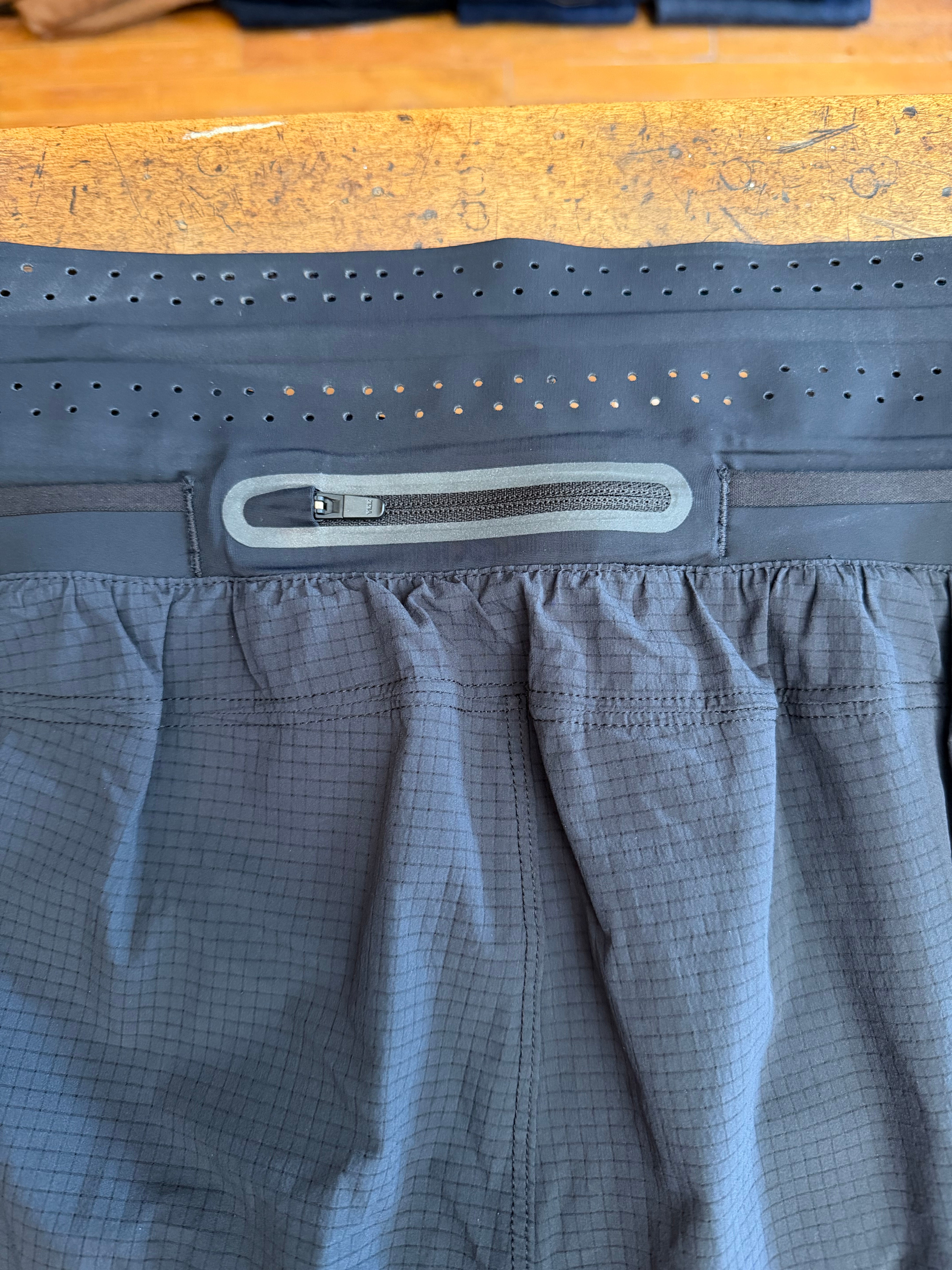 Gently Used Raide Research Shorts - Black - Medium