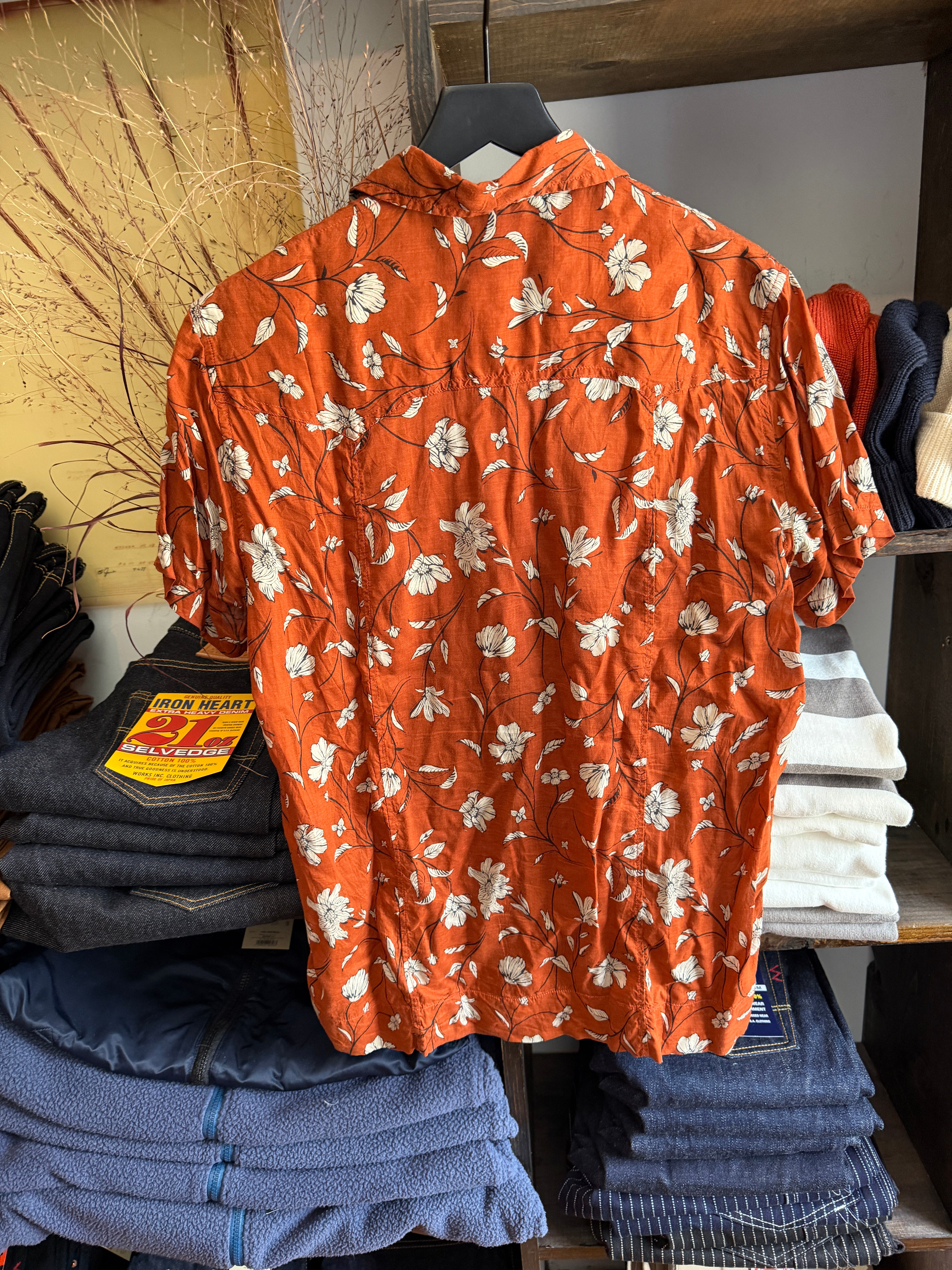 Gently Used - Corridor Tencel Floral Shirt - Size Small