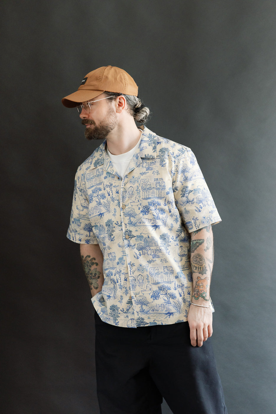 Male model 5'9