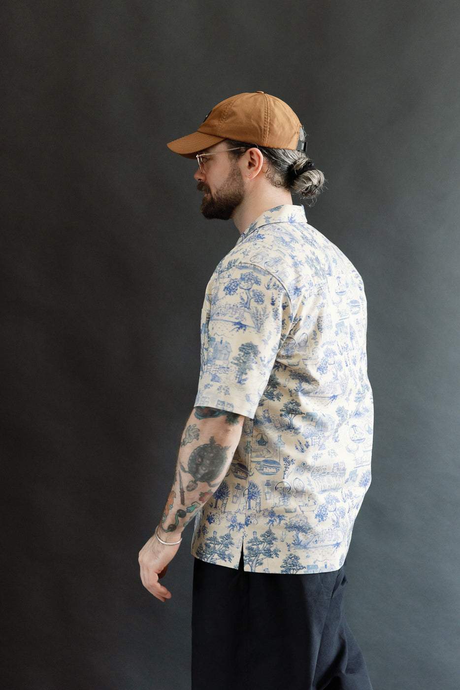 Male model 5'9