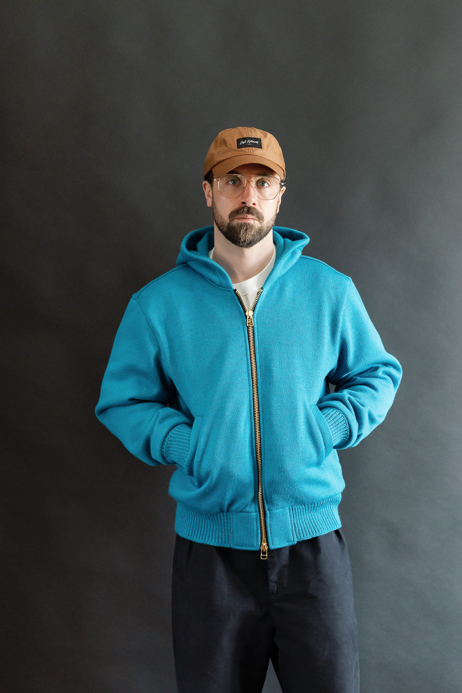 Front full-body view of male model 5'9