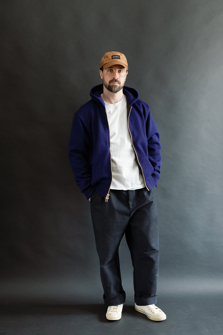 Full body front view of male model 5'9