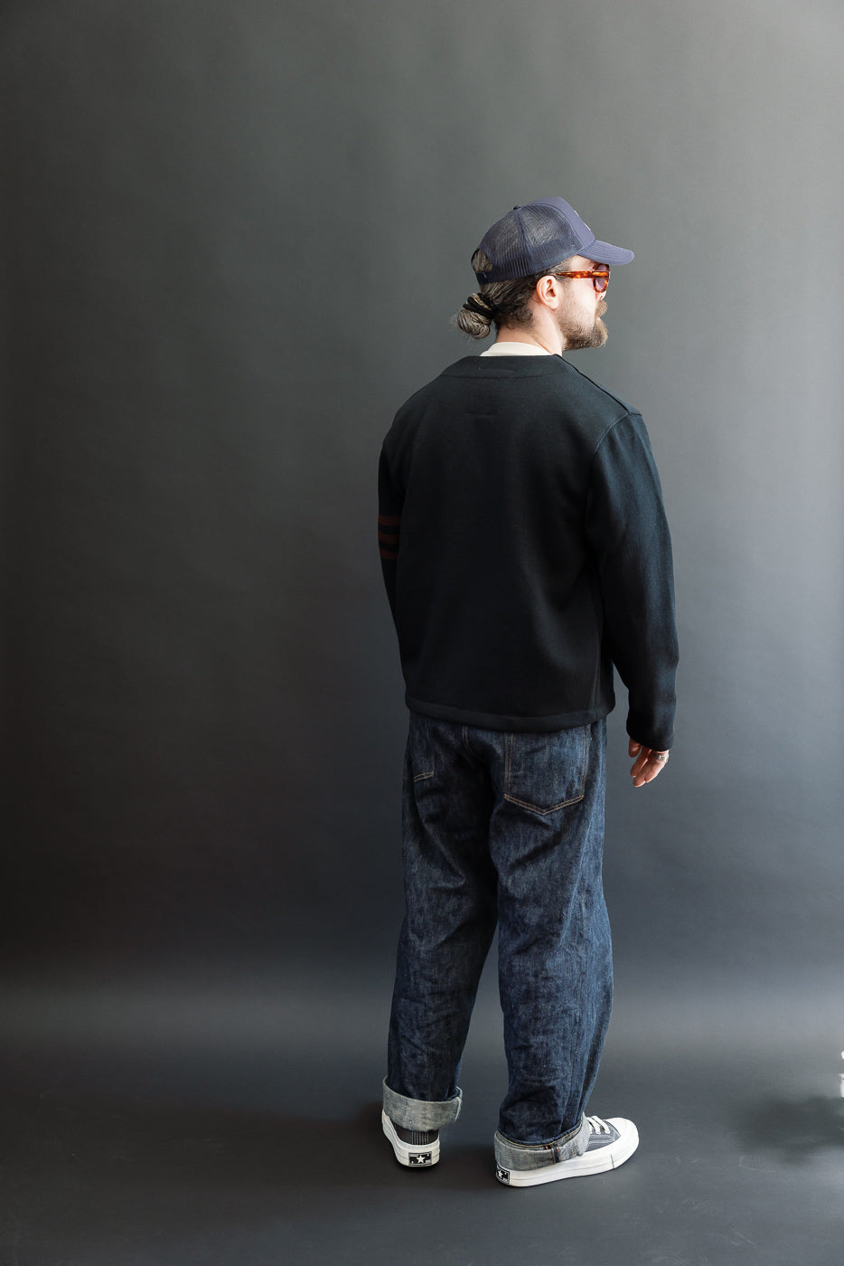 Full body back view of a 5'9