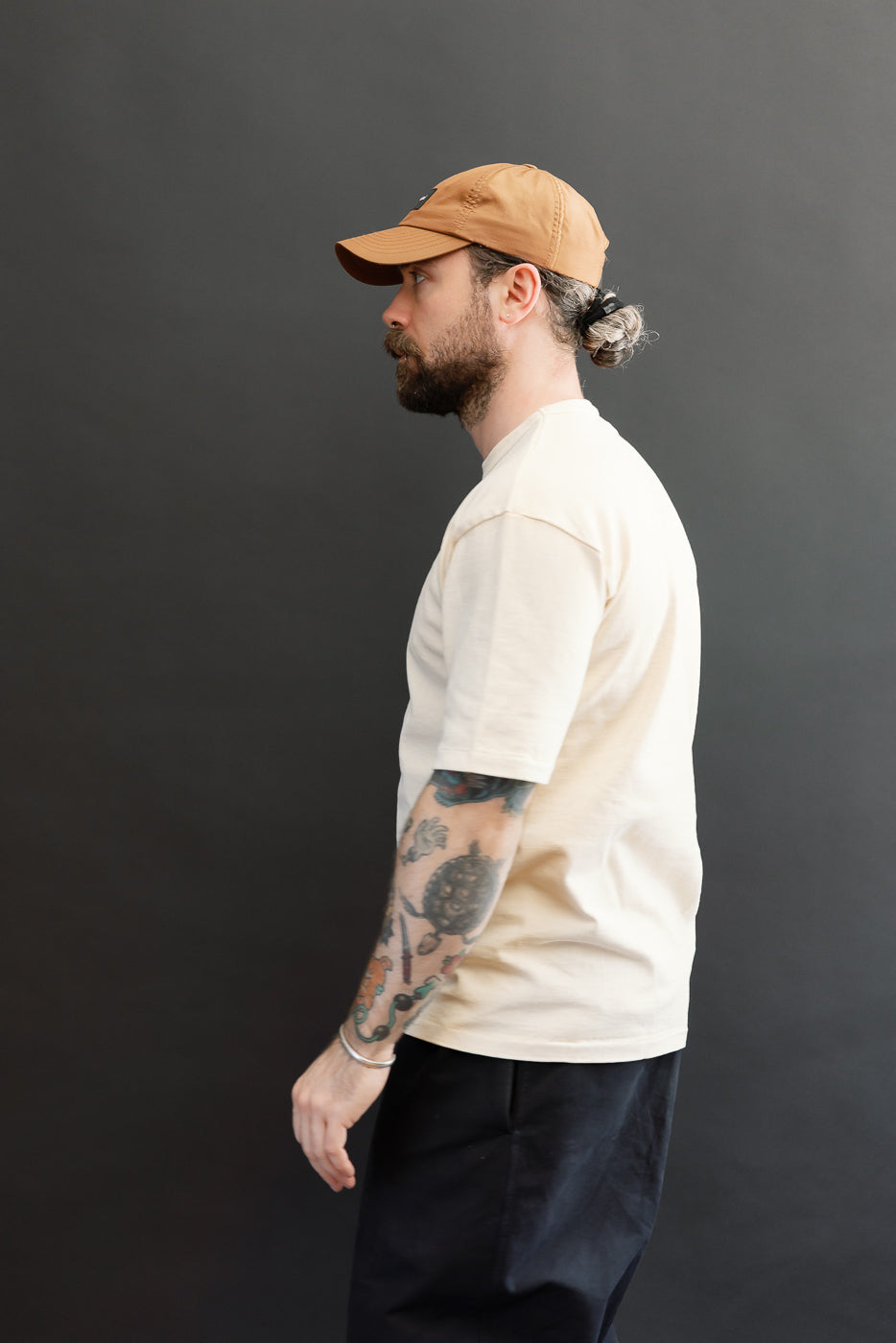 Male model, 5'9