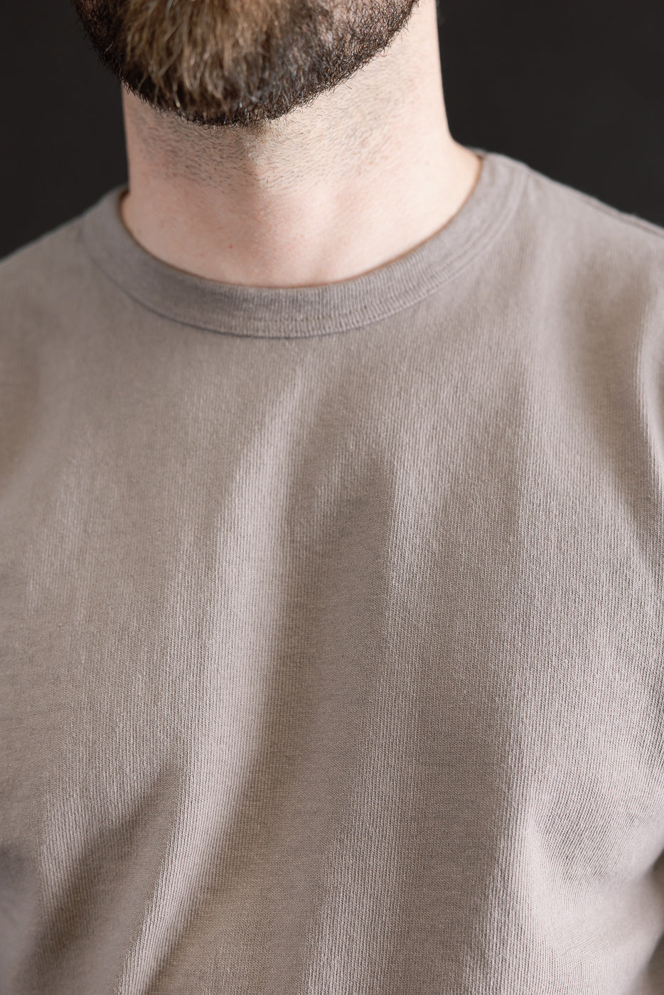 Close-up of male model, 5'9