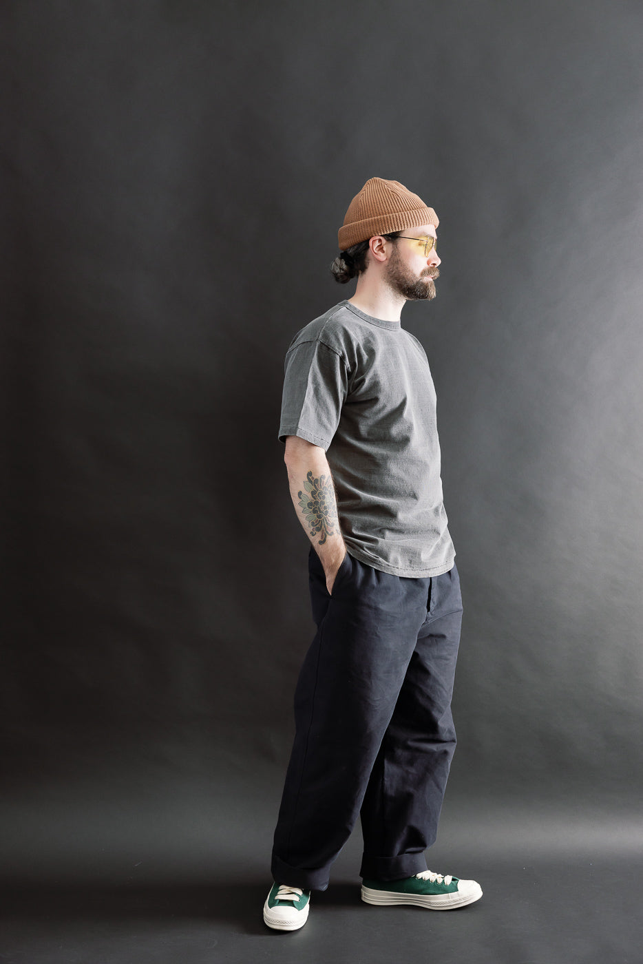 Side view full body of male model 5'9