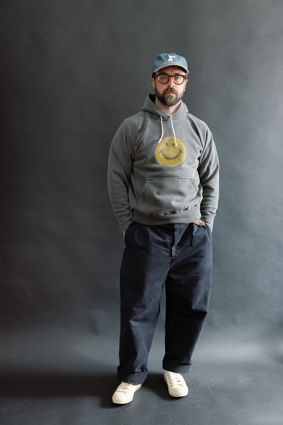 Full body front view of male model, 5'9