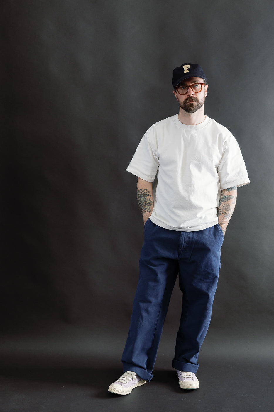 Full body front view of male model, 5'9