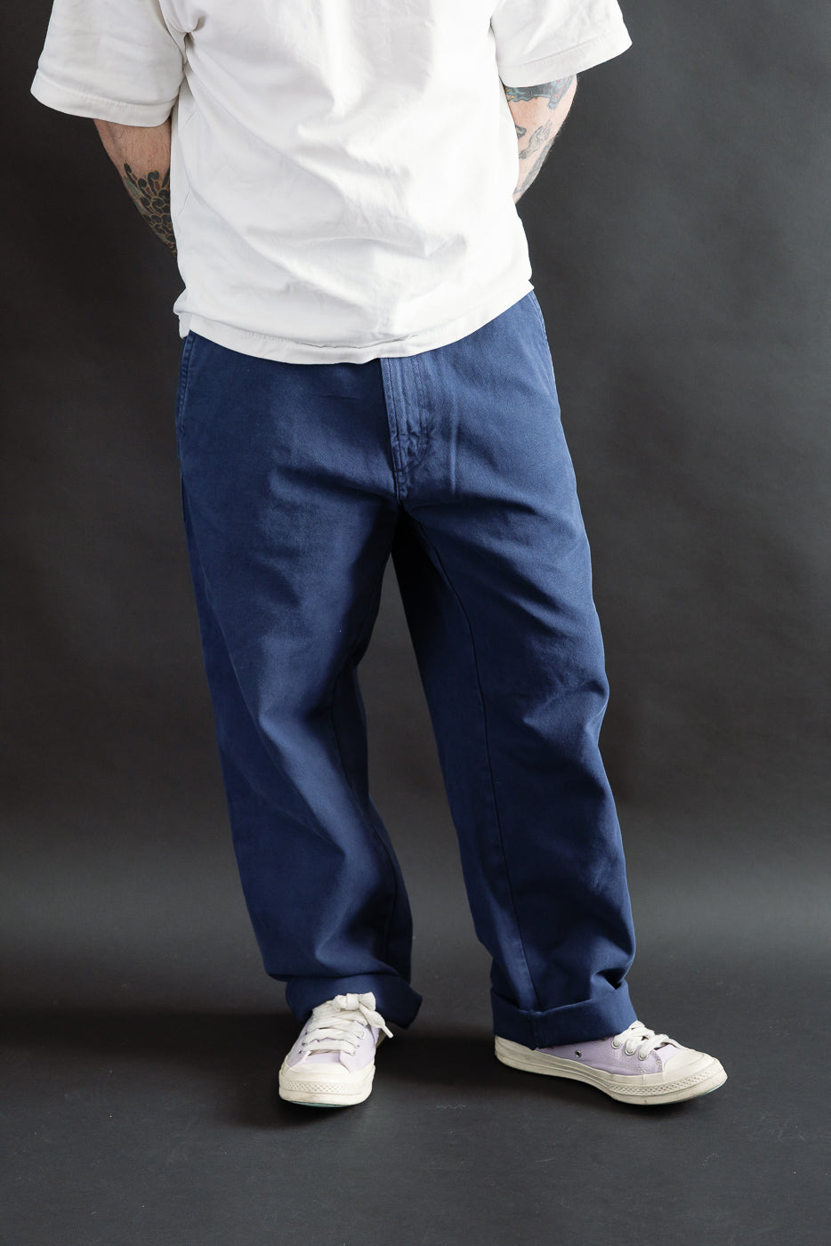 Full body front view of male model 5'9