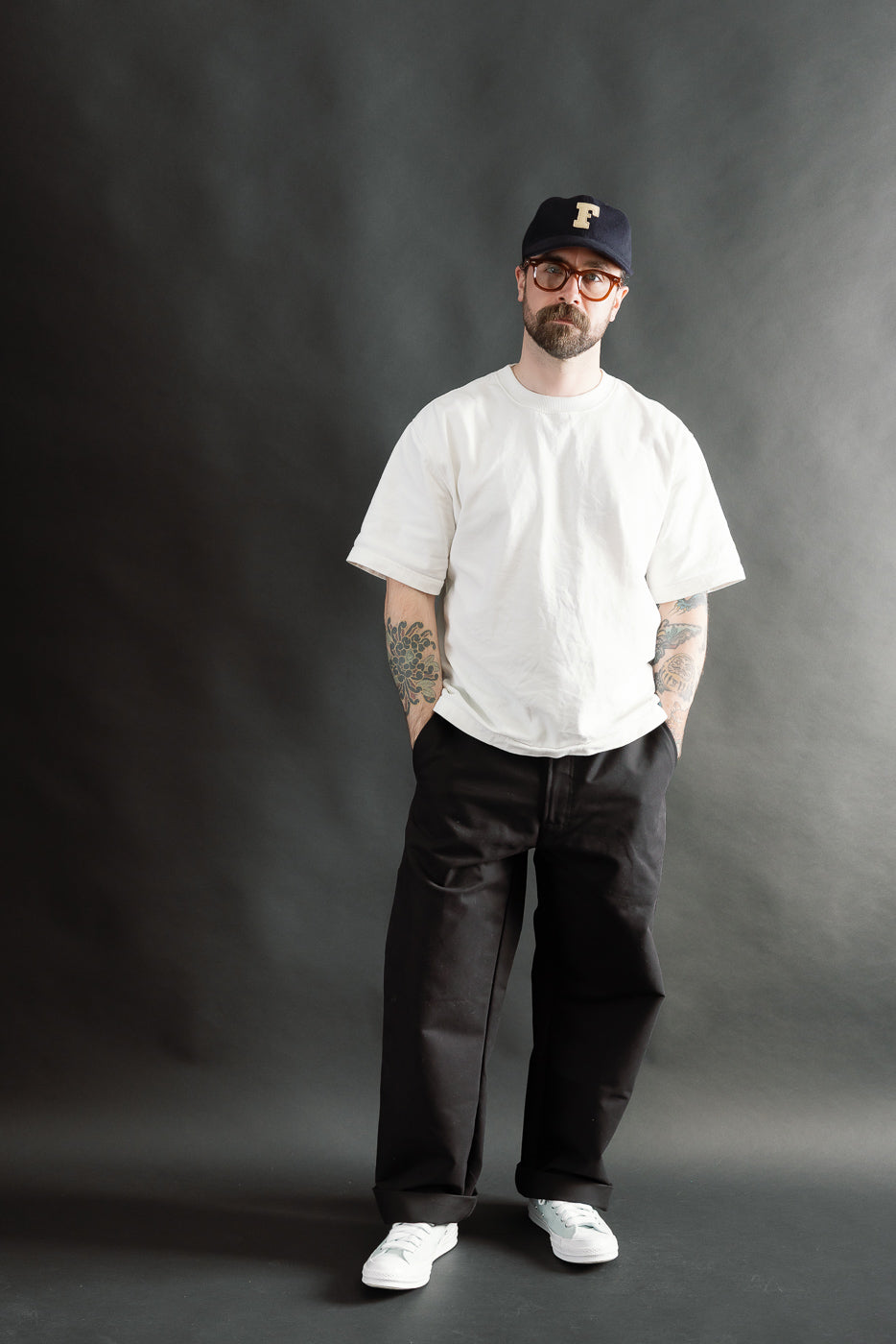 Full body front view of male model, 5'9