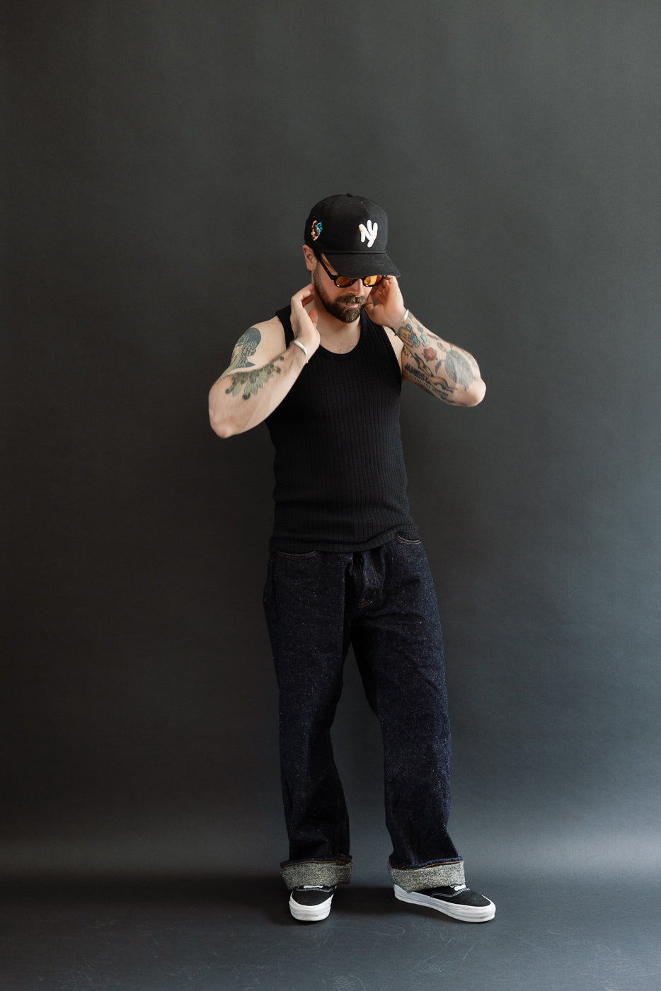 Full body front view of male model, 5'9