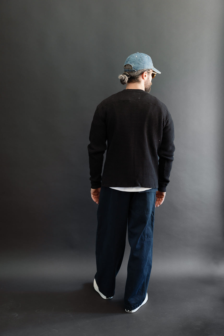Back view, full body of a male model, 5'9
