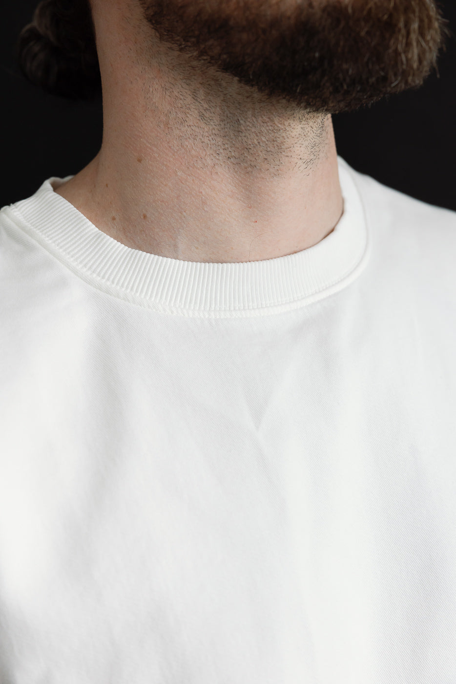 Close-up of male model, 5'9