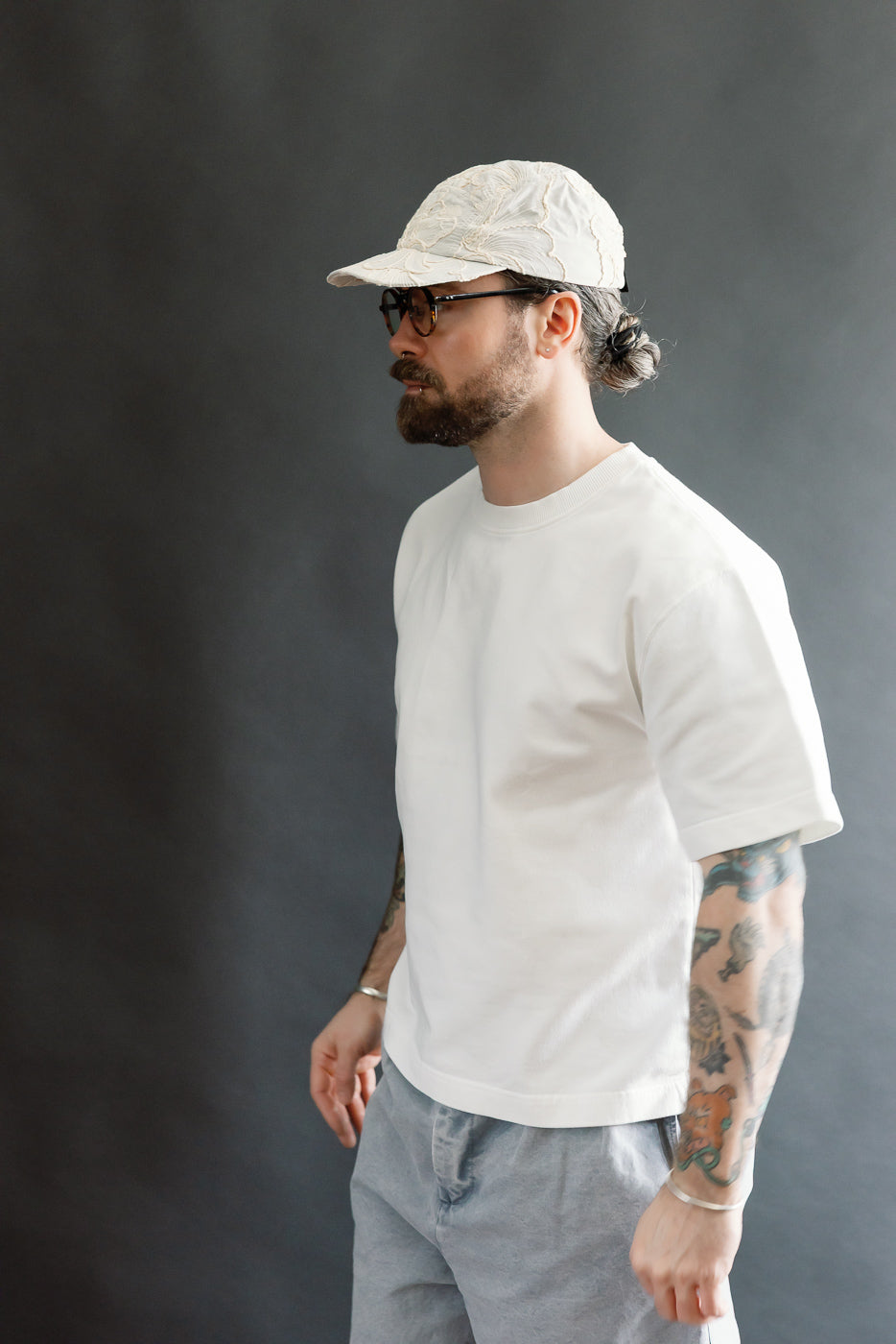 Male model 5'9