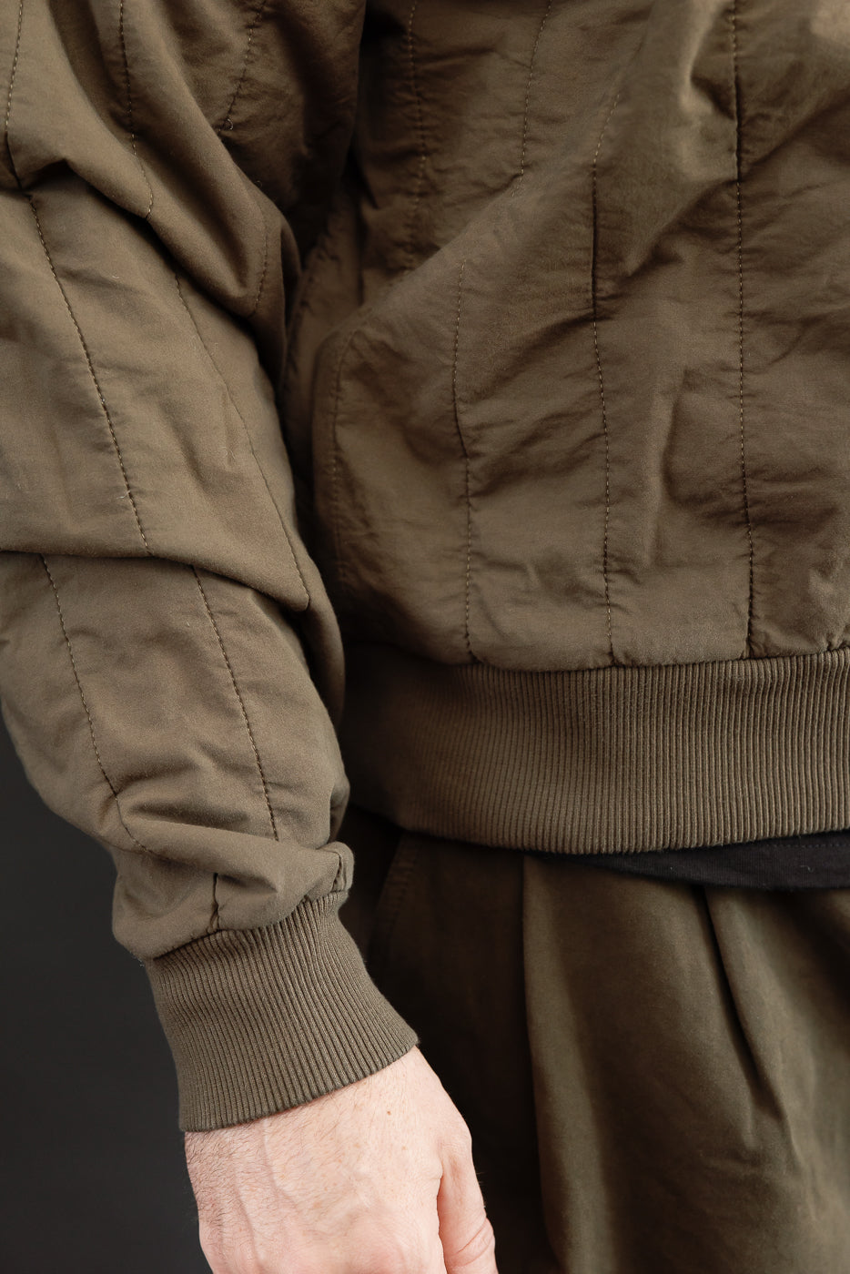 M-J-002 - Oslo Sweater Quilted Cotton - Java Brown