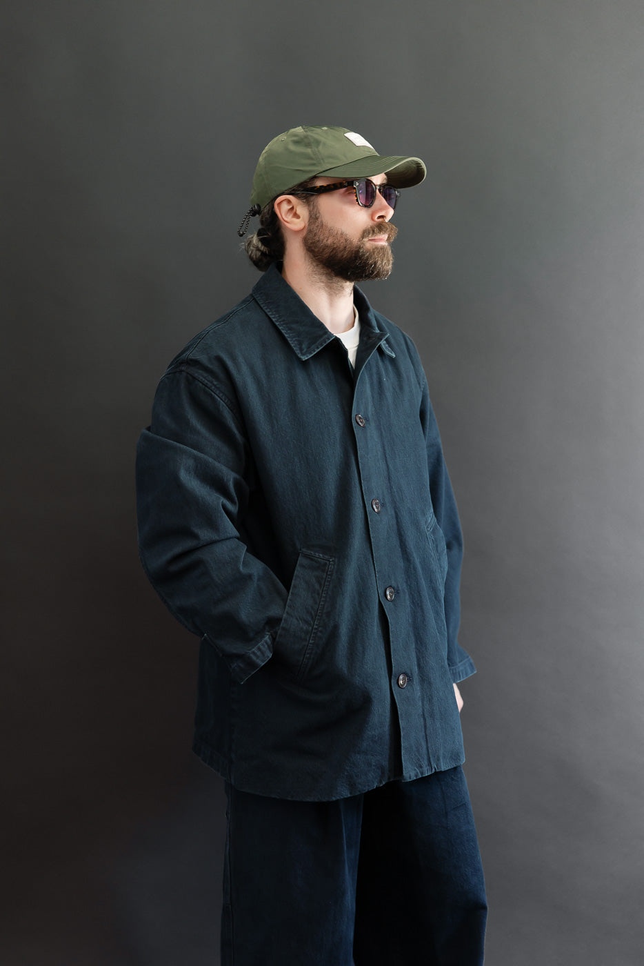 Full body front view of a male model, 5'9