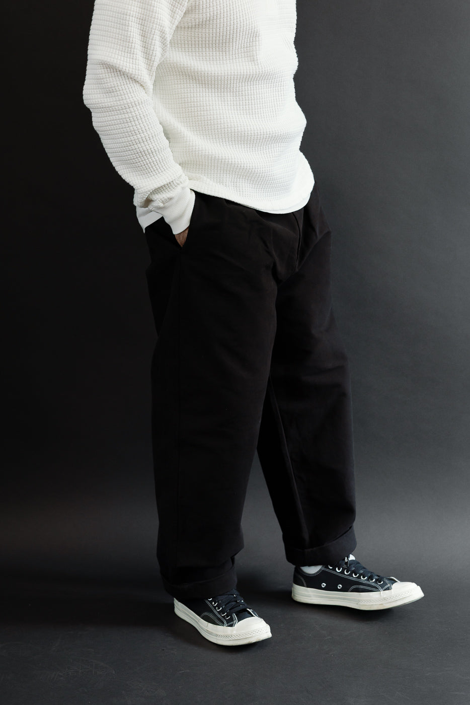 Full body front view of male model, 5'9
