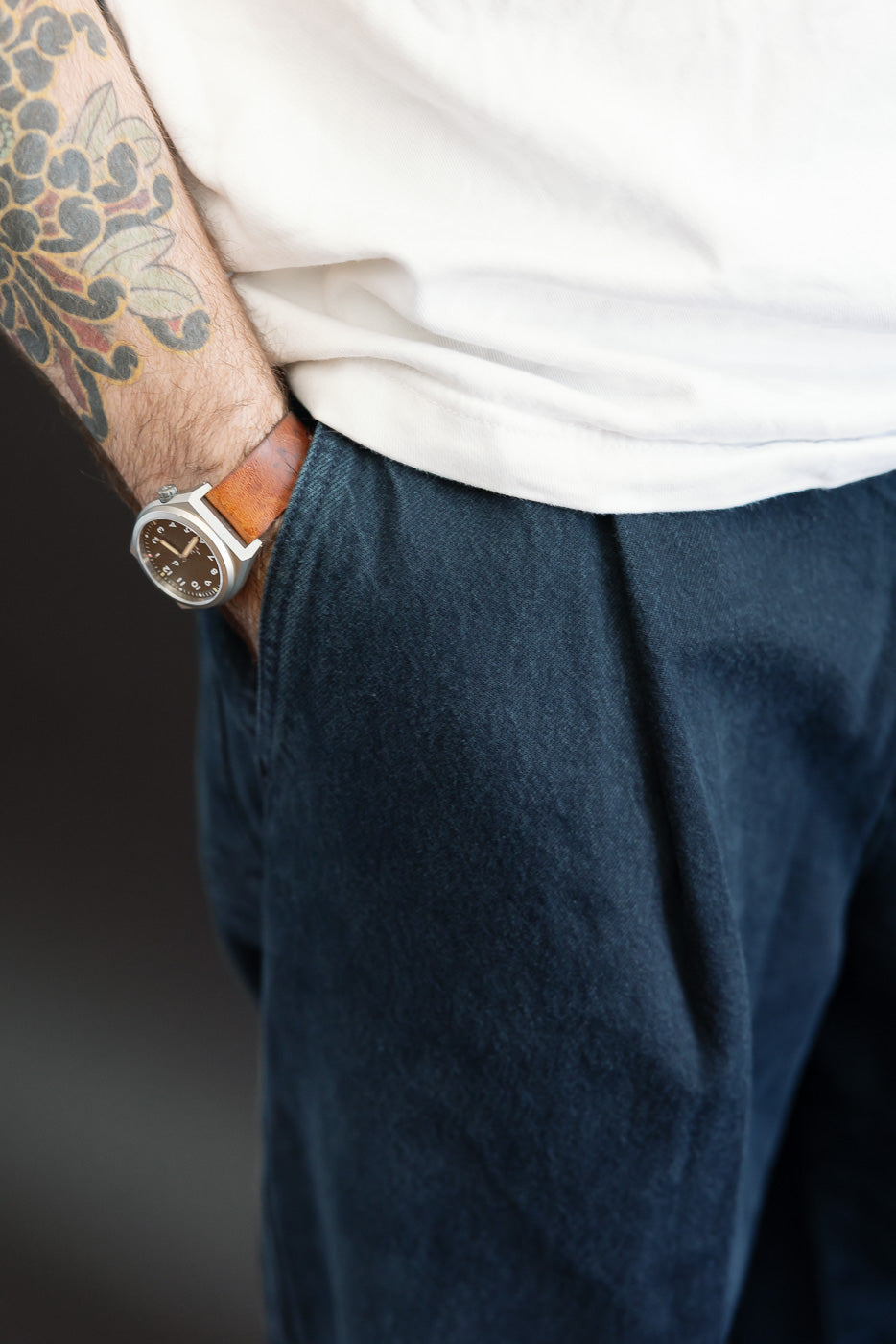 Close-up of male model (5'9