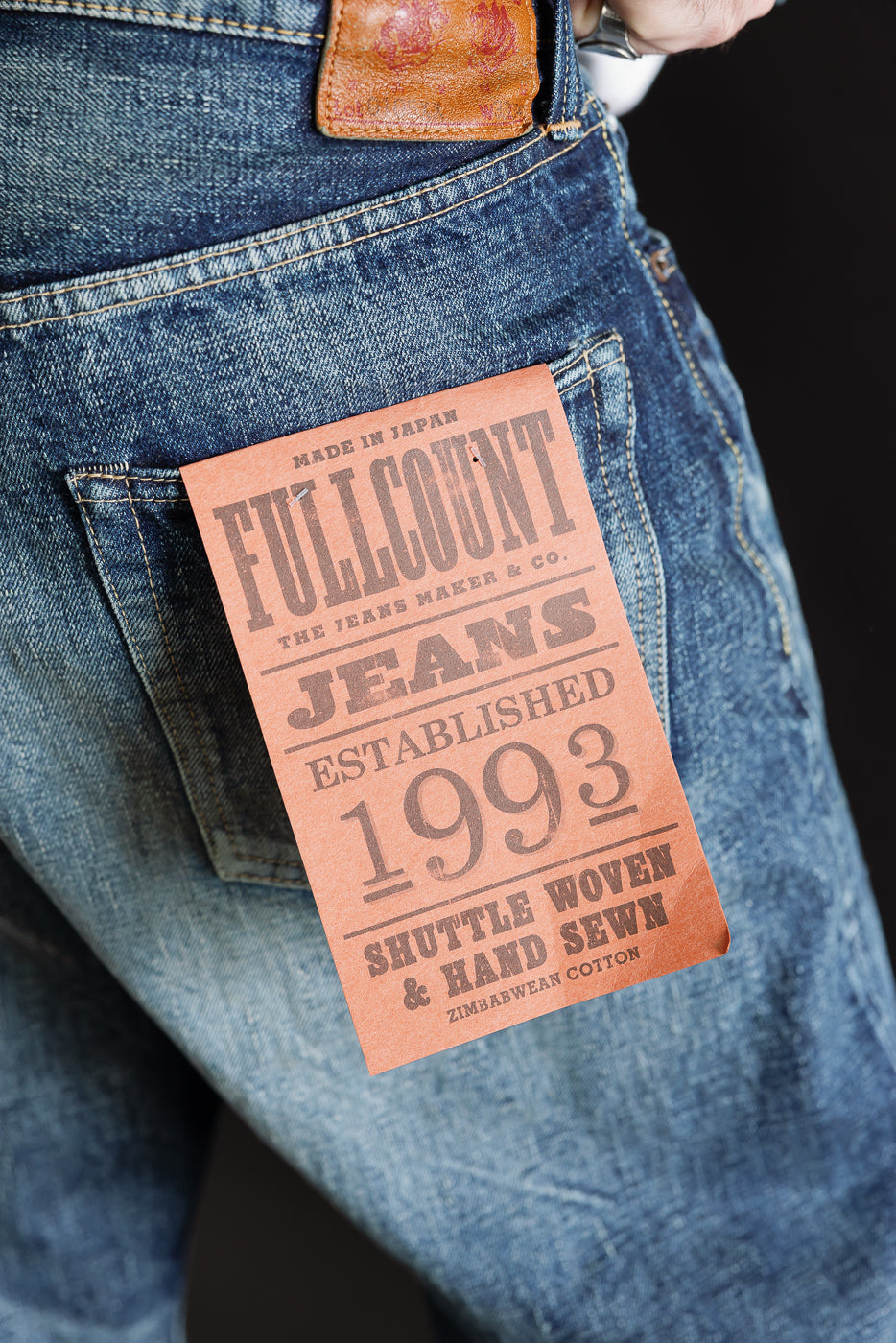 Close-up of male model, 5'9