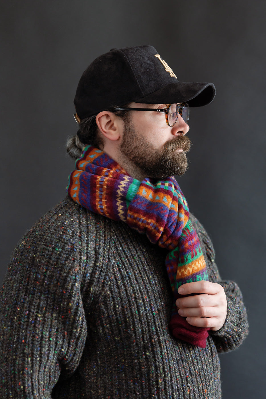 Side view of male model 5'9