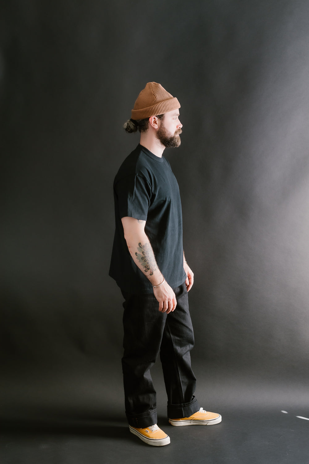 IHT-1610L-BLK - 6.5oz Loopwheel Crew Neck T-Shirt with Longer Body - Black