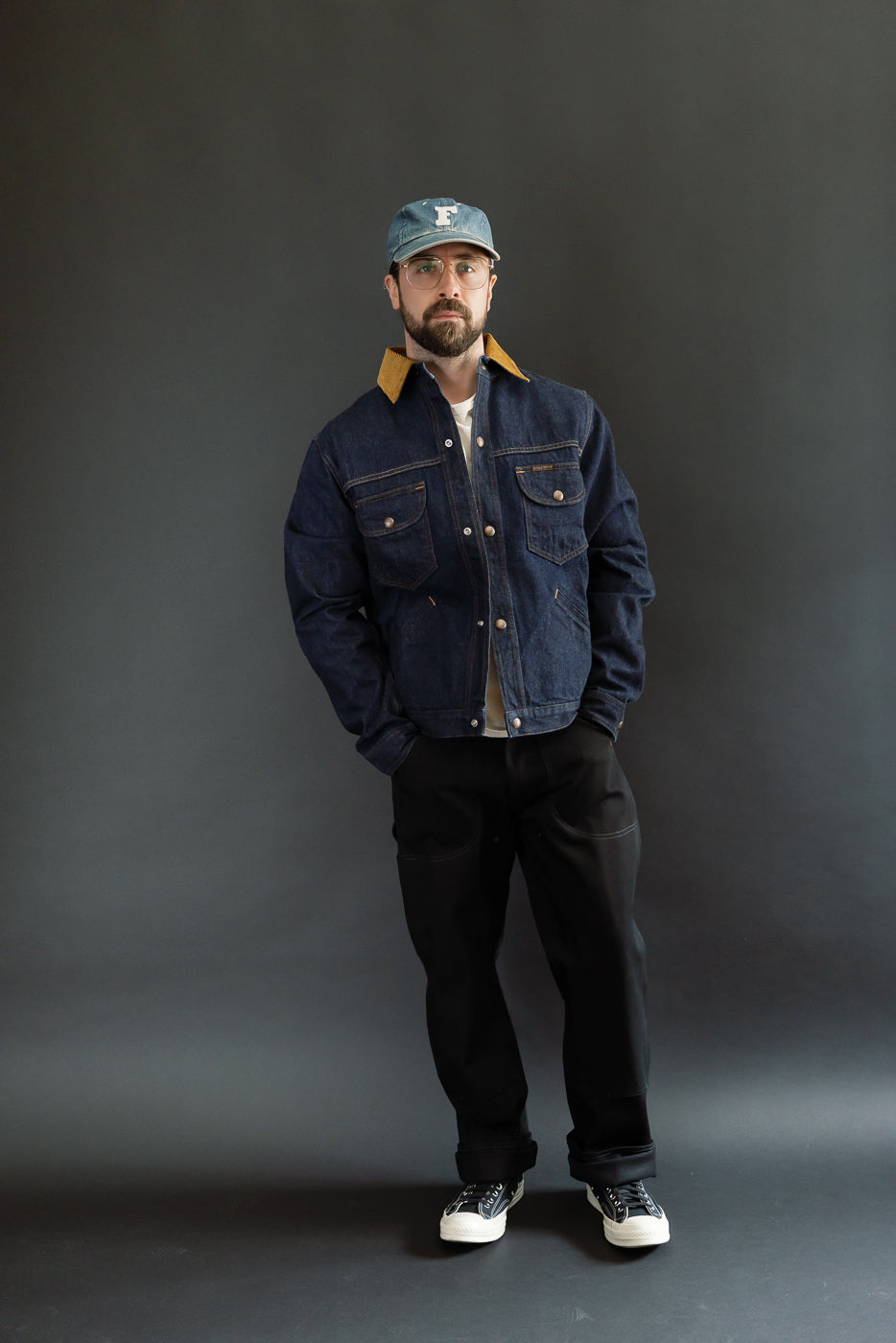 Male model, 5'9