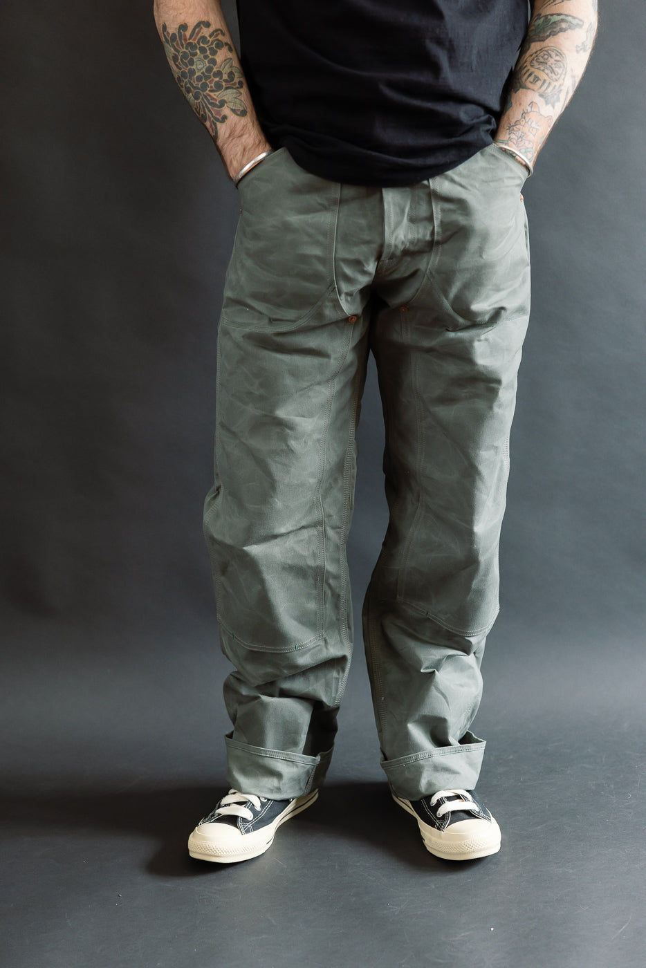 Full body, front view of male model 5'9