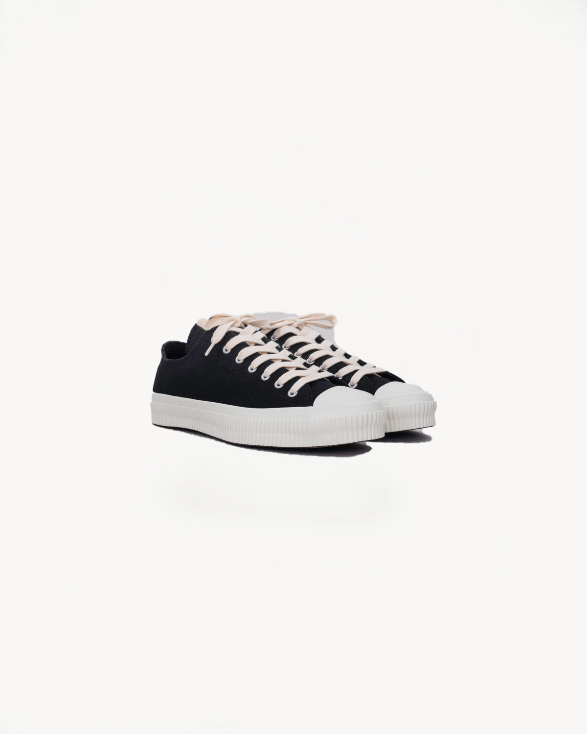 IHSN-01-BLK - 21oz Non-Fade Denim Low-Top Sneakers