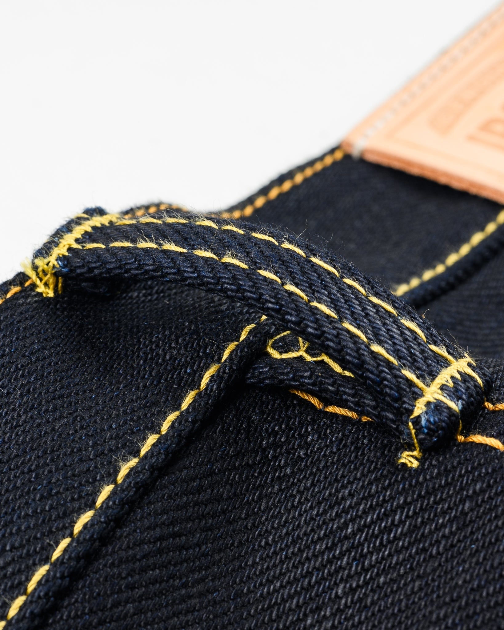 IH-634-XHSib - 25oz Selvedge Denim Straight Cut Jeans - Indigo