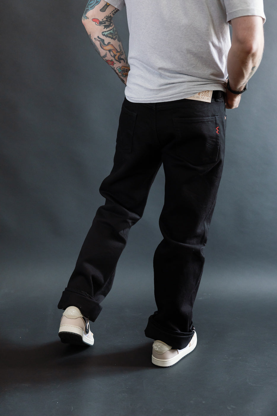IH-634S-SBG - 21oz Selvedge Denim Straight Cut - Superblack (Fades