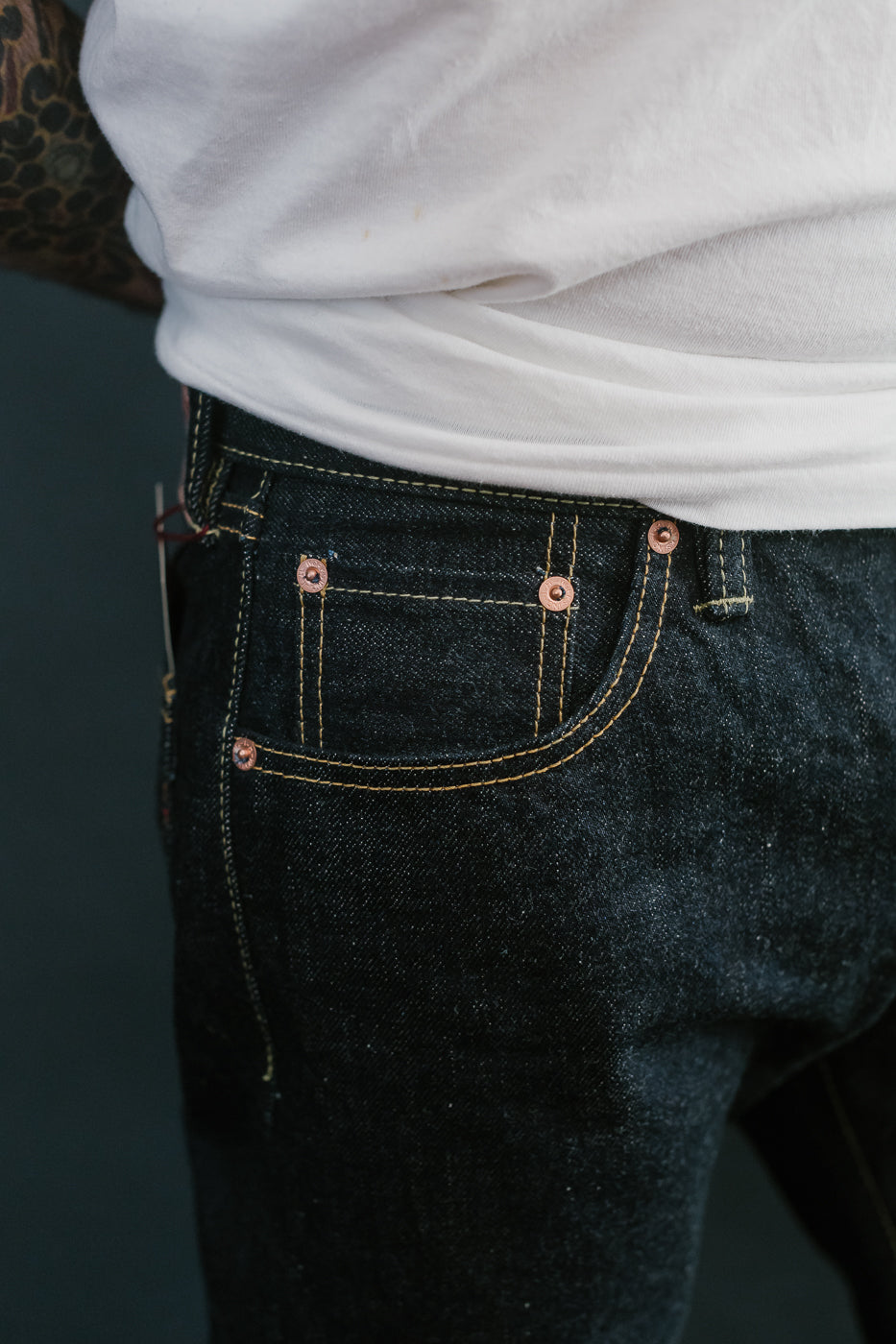 IH-777N - 17oz Selvedge Denim Slim Tapered Cut Jeans - Natural Indigo