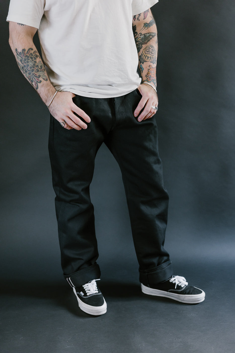 IH-888S-SB - 21oz Selvedge Denim Relaxed Taper Cut Jeans - Superblack Non-Fade