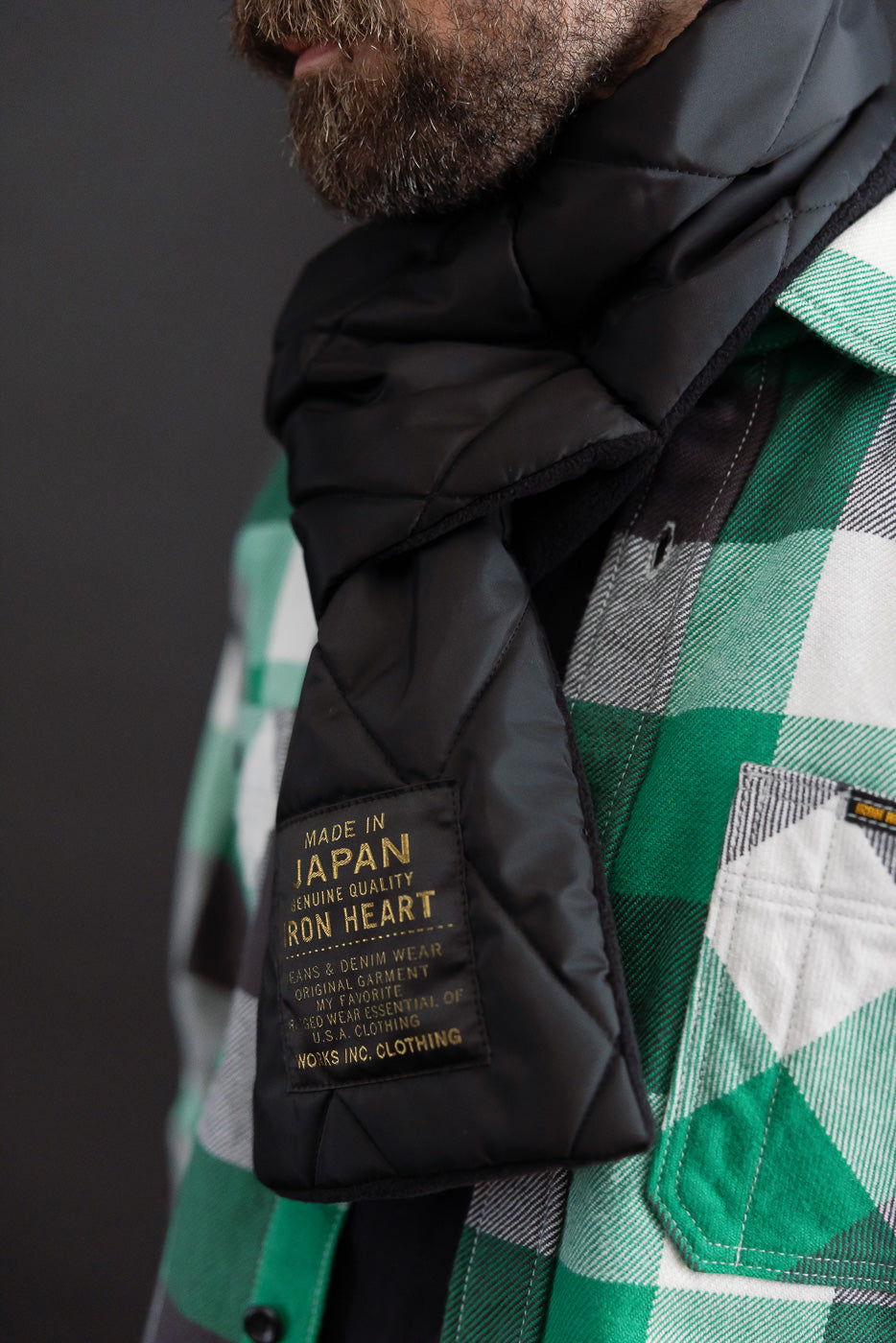 IHG-097-BLK - PrimaLoft® Muffler - Black