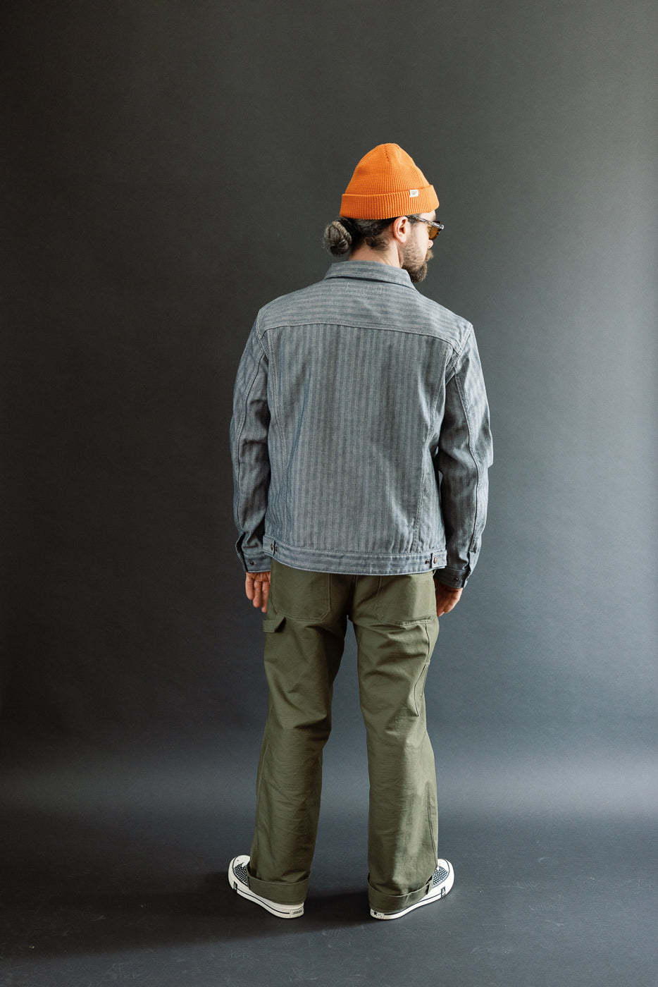 Male model 5'9