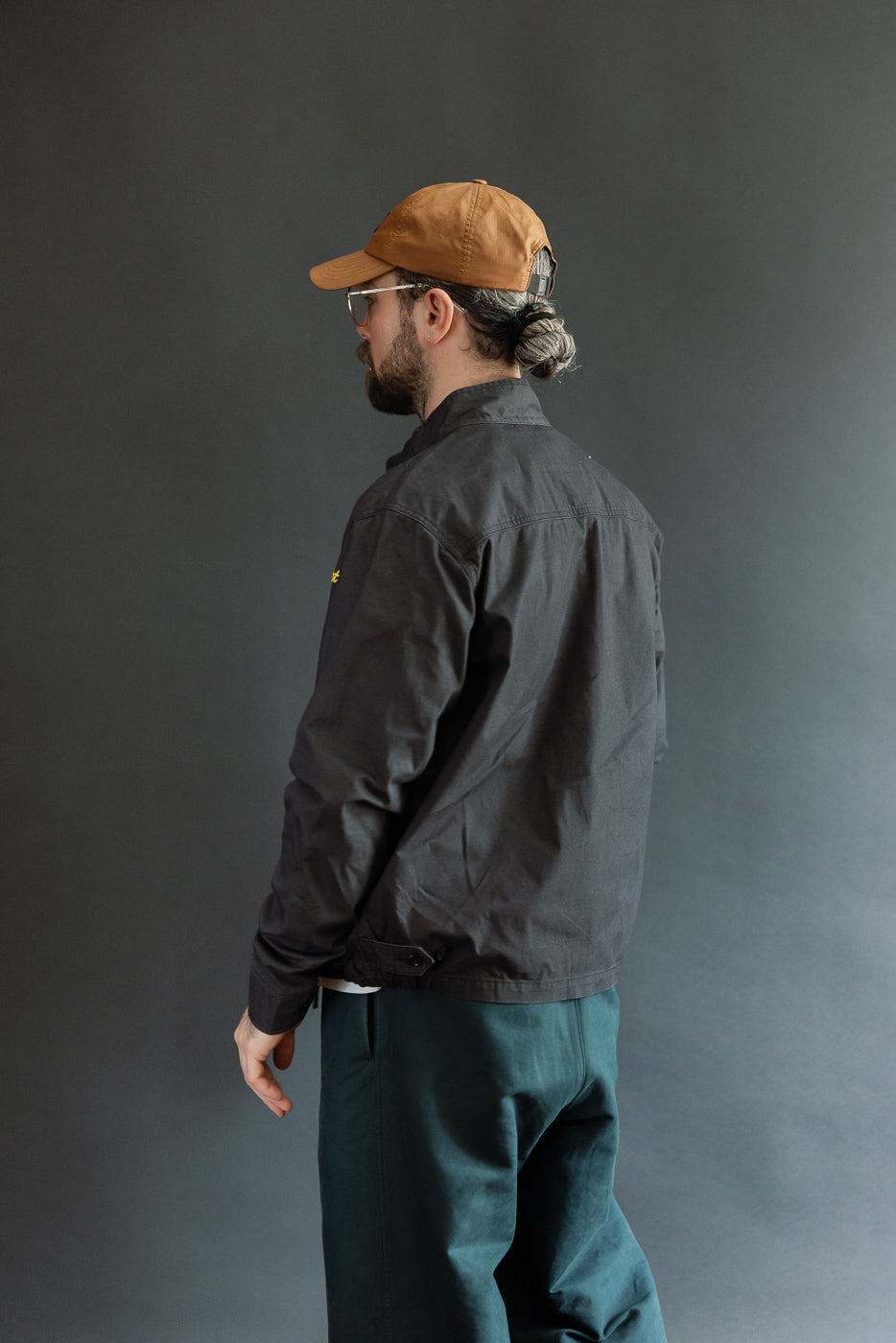 Male model, 5'9