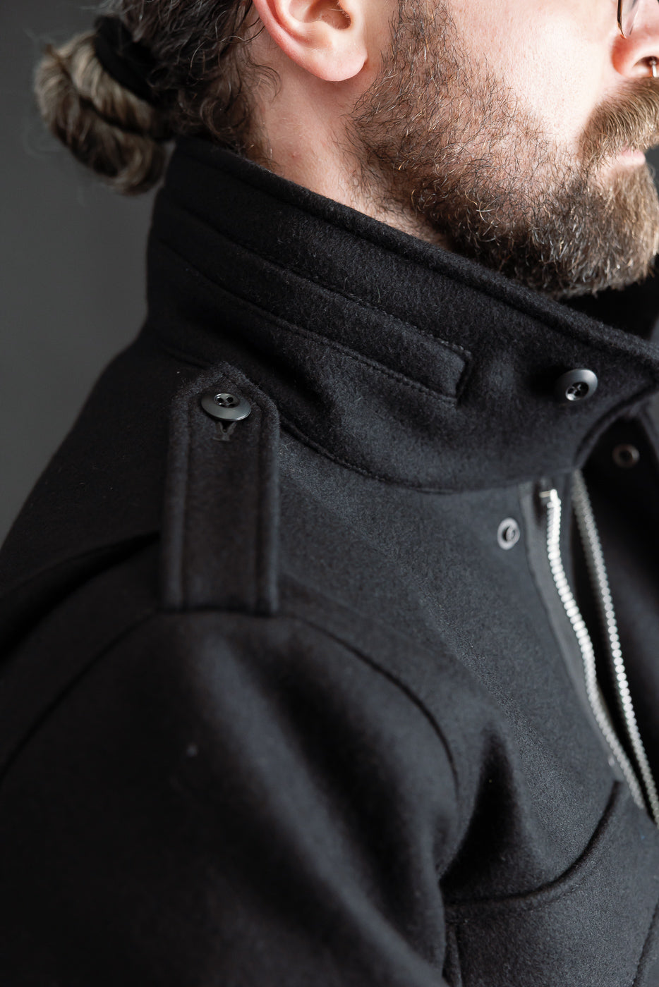 Close-up of male model, 5'9