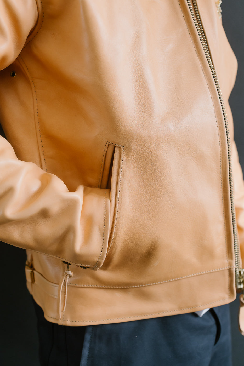 IHSB-TGN-NAT - Iron Heart x Simmons Bilt Mustang Horsehide Tailgunner - Natural
