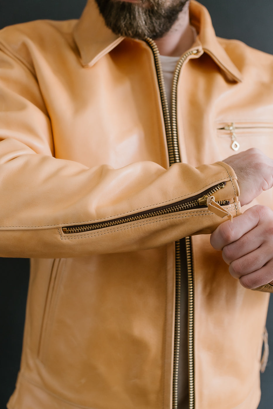 IHSB-TGN-NAT - Iron Heart x Simmons Bilt Mustang Horsehide Tailgunner - Natural