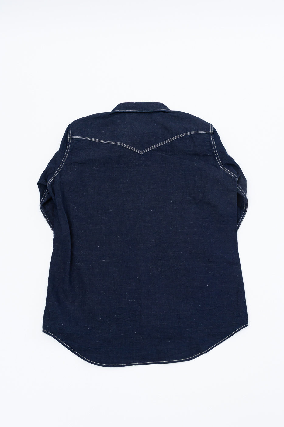 IHSH-444-IND - 7oz Cotton Linen Chambray Western Shirt in Indigo, featuring a Western-style yoke and white top-stitching, showcases meticulous Japanese craftsmanship with breathable cotton-linen blend fabric.