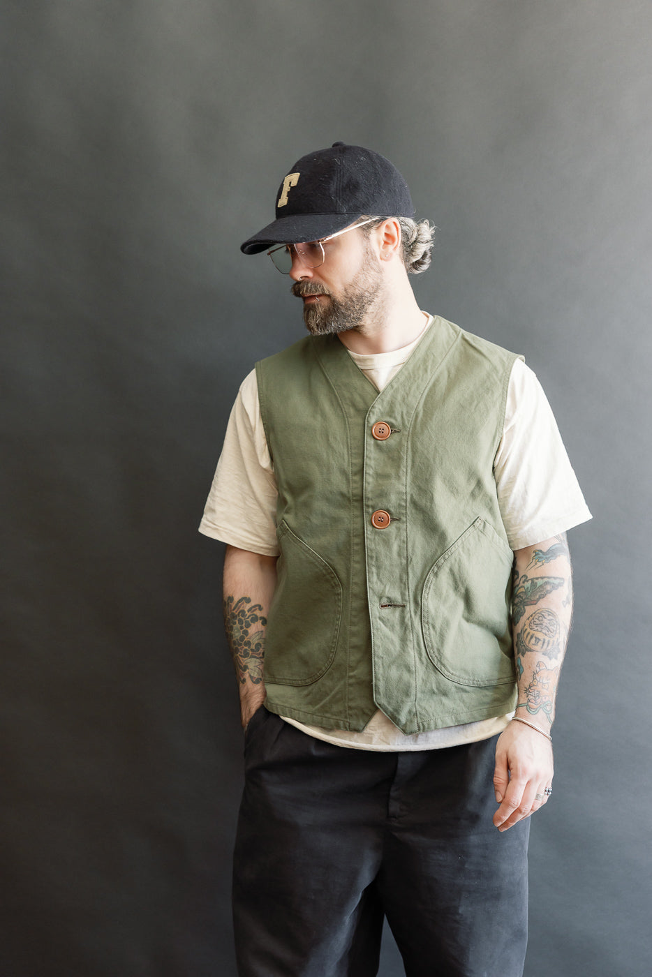 Front view, full-body of a male model 5'9