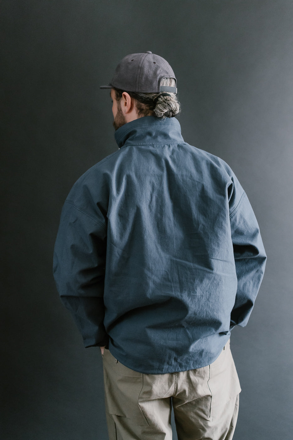 JM8508 - Back Nep Himo Stand Neck - 101 Classic Navy