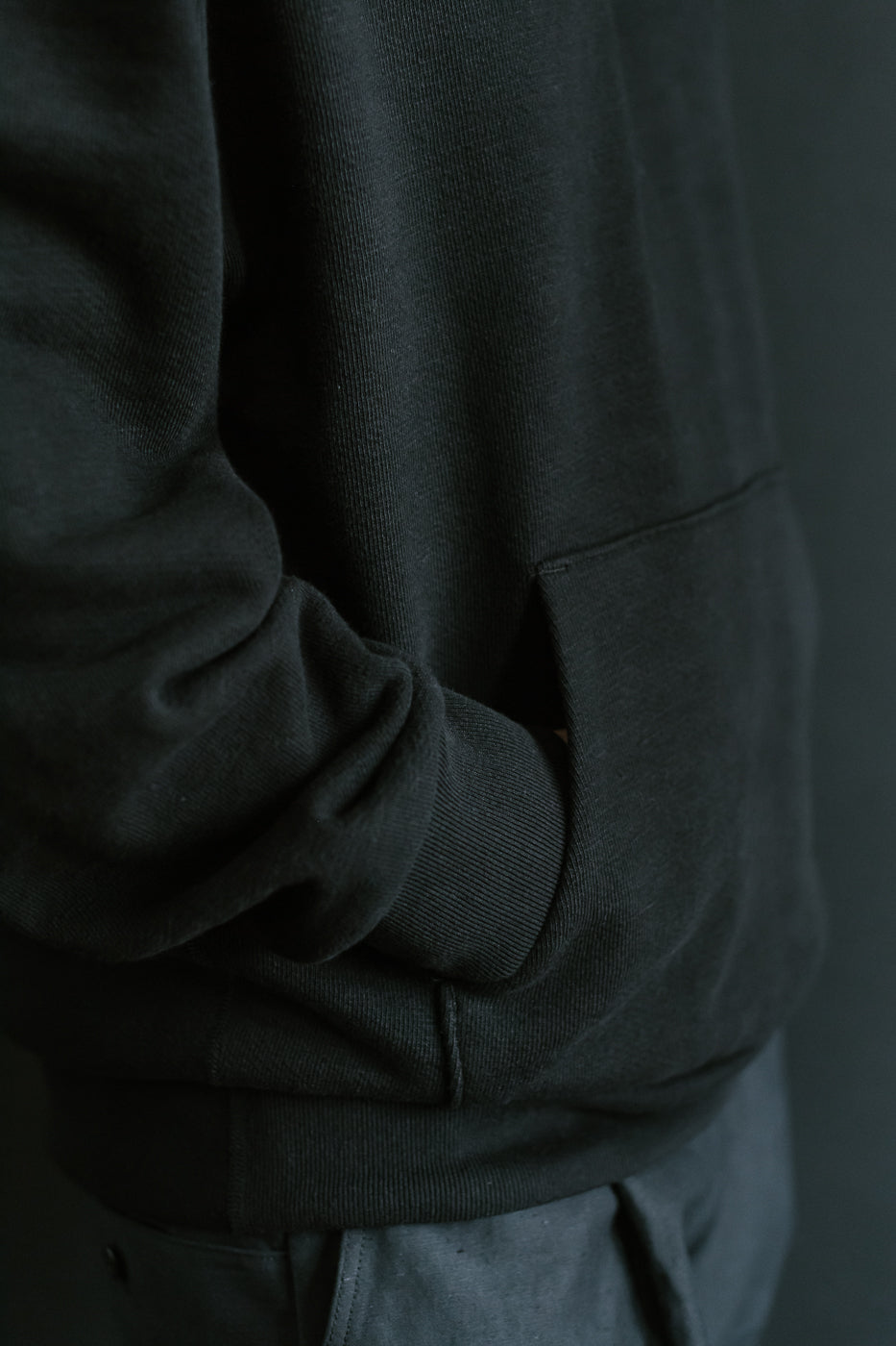 JM7503 - GG Sweat Half Zip - 07 Black