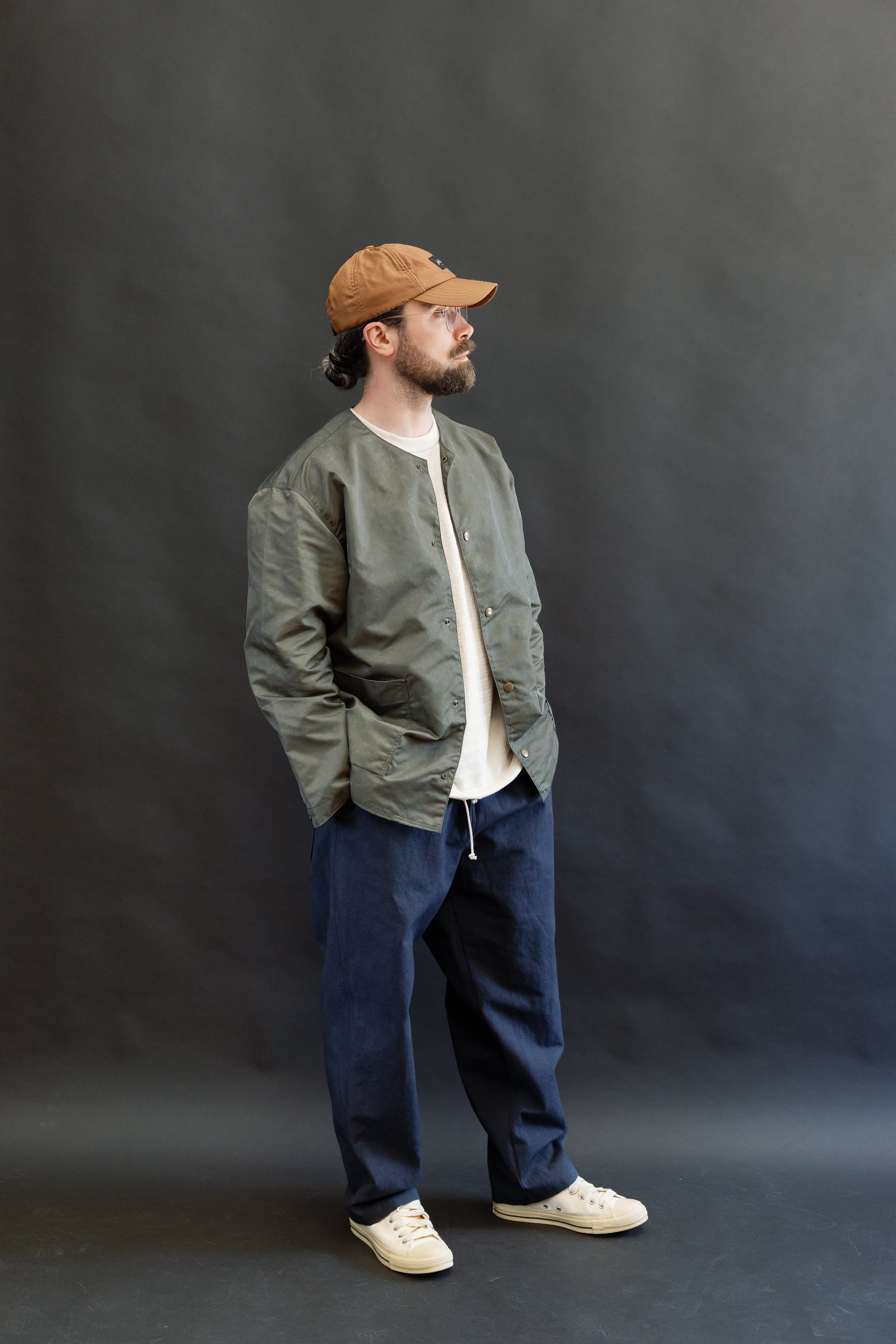 Full body, front side view of male model 5'9
